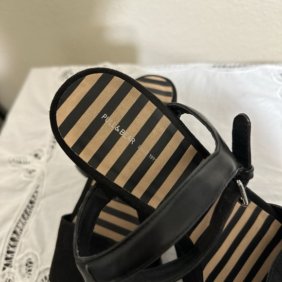 Pull&Bear flatform heel sandal in black size 7.5 or EU 38 - Picture 10 of 10